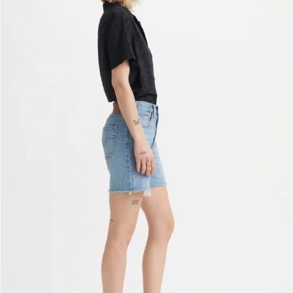 VINTAGE LEVI’S 501 Jean Shorts - Picture 2 of 9